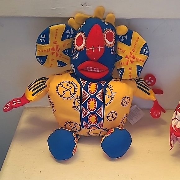 Disney's The Lion King Broadway Musical Complete Trickster Set! - Picture 2 of 7